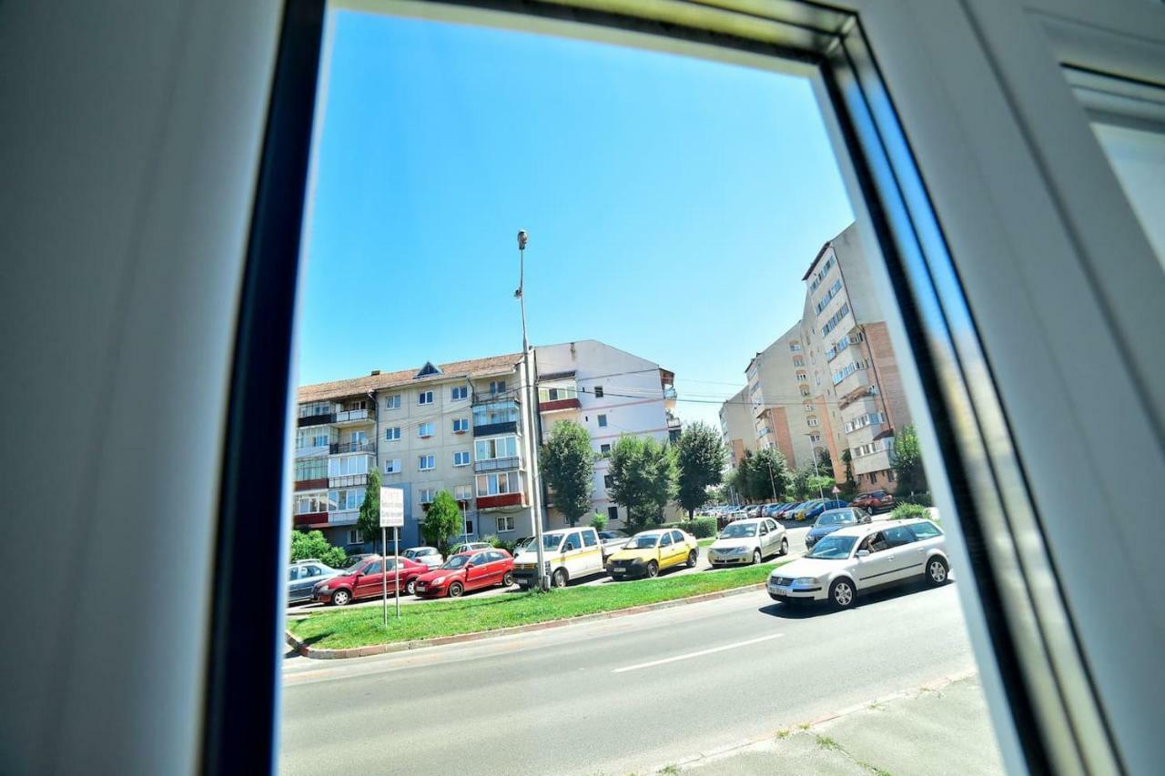 White House & Jacuzzi Apartamento Sibiu Exterior foto